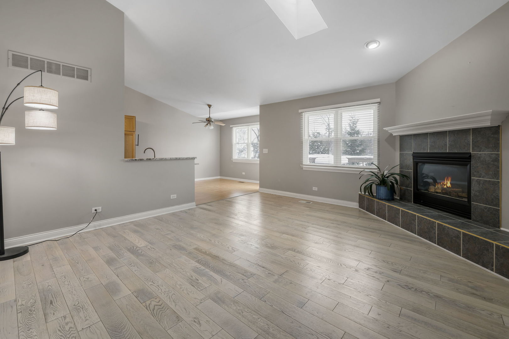 431 Dunridge Court #431, East Dundee, IL 60118