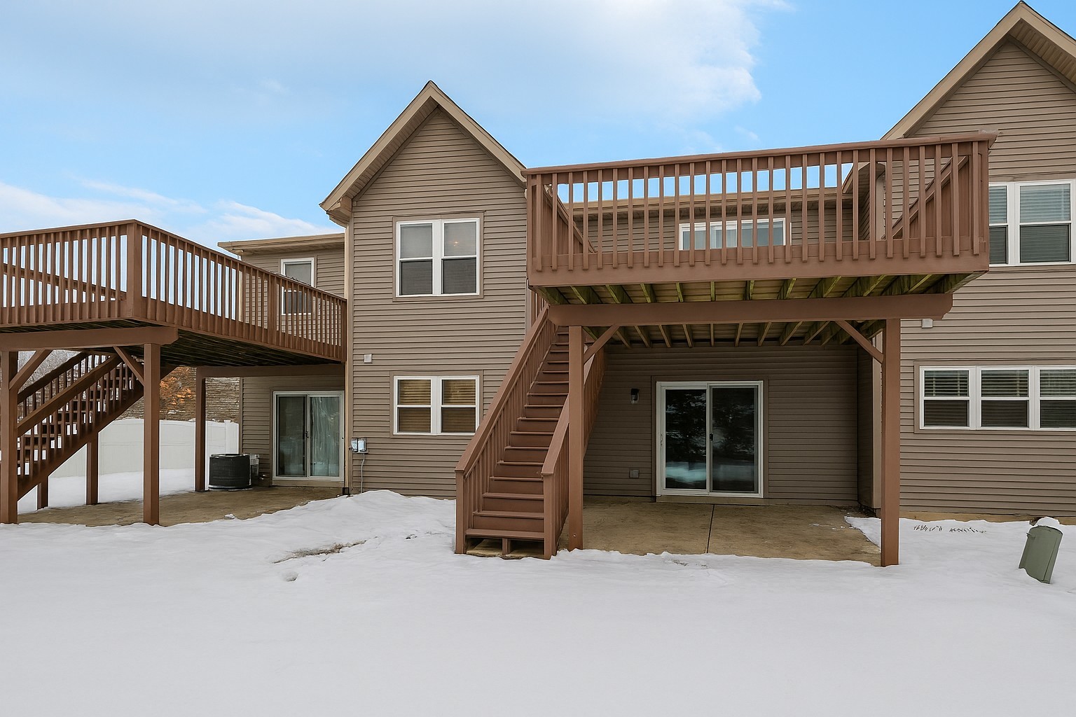 431 Dunridge Court #431, East Dundee, IL 60118