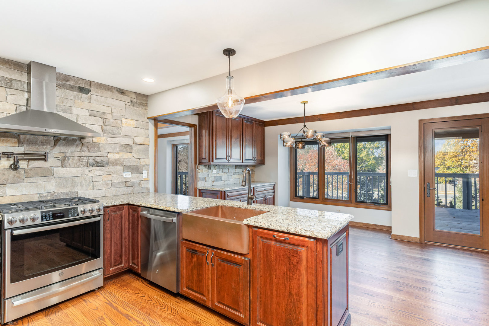 841 Turnbridge Circle, Naperville, IL 60540