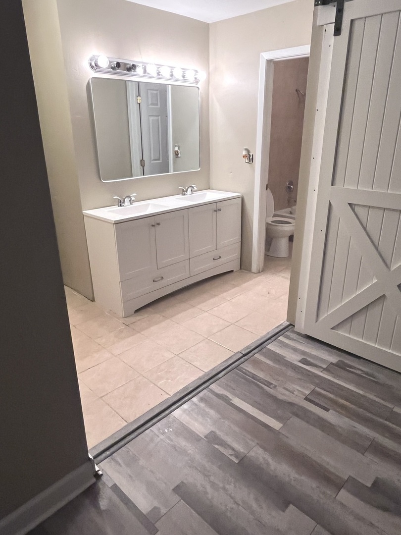 56 Timberlane Road, Matteson, IL 60443