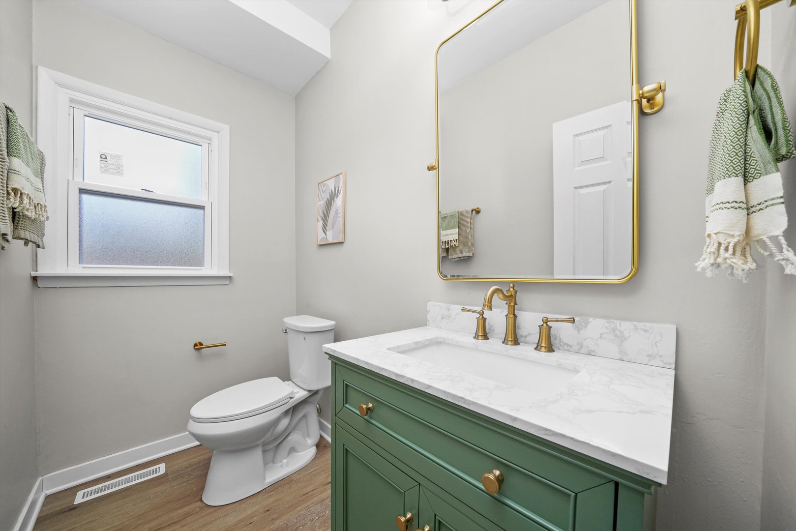 1404 S Birch Drive, Mount Prospect, IL 60056