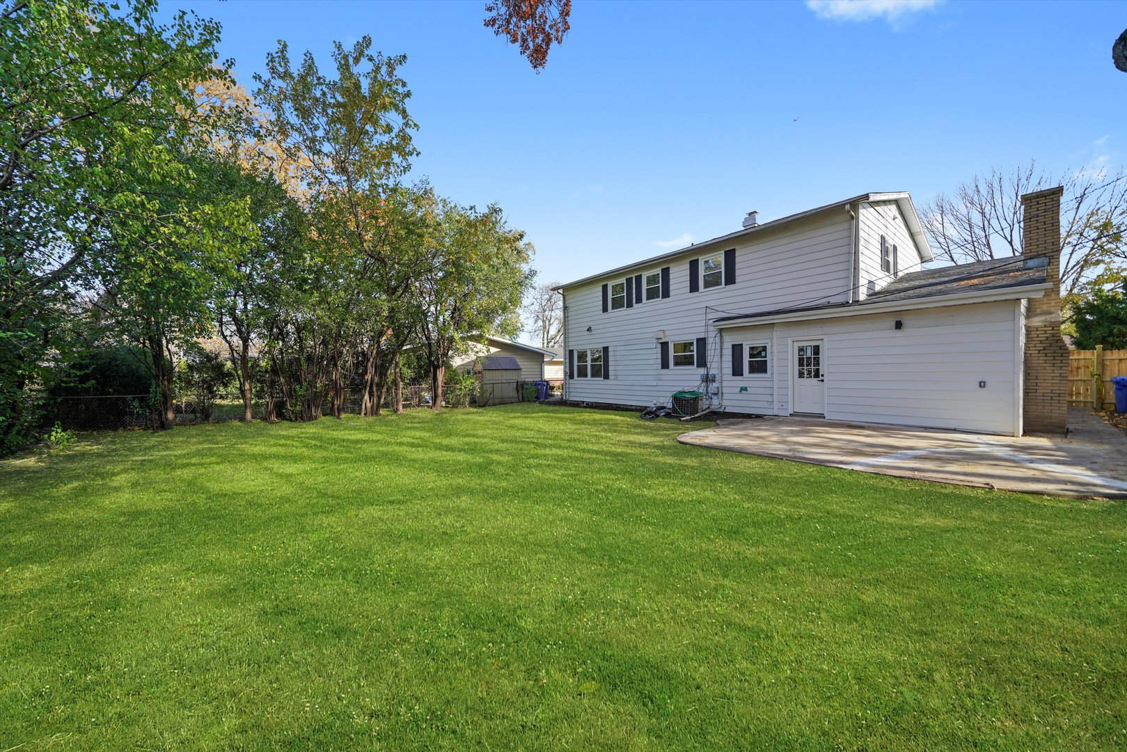 1404 S Birch Drive, Mount Prospect, IL 60056