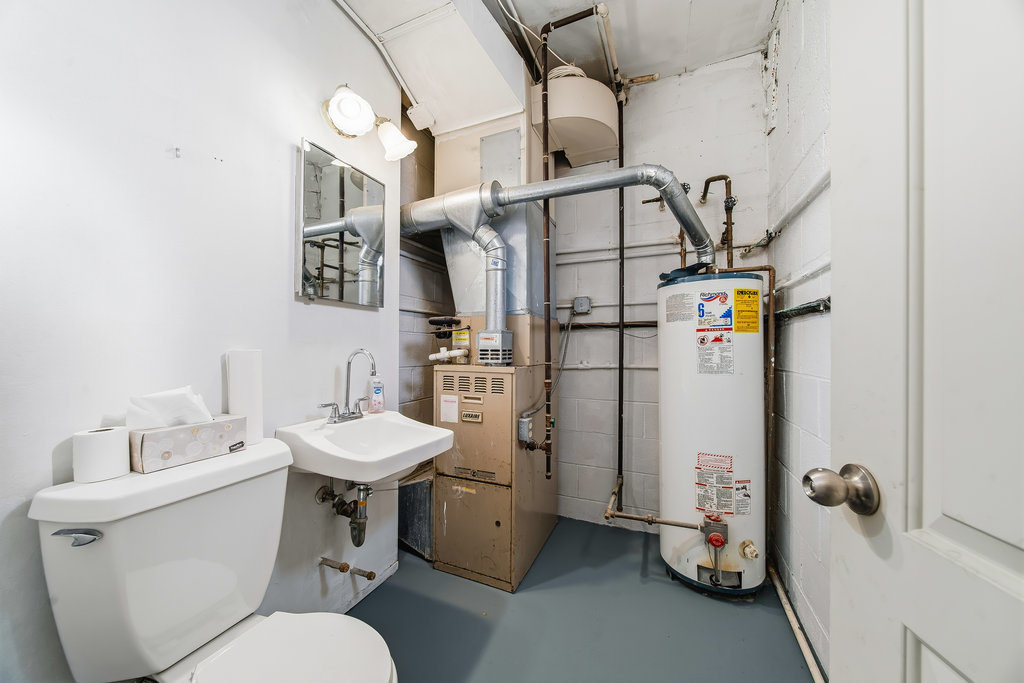 3837 W 95th Street, Evergreen Park, IL 60805