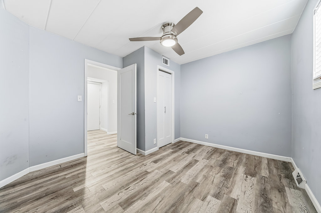 3837 W 95th Street, Evergreen Park, IL 60805