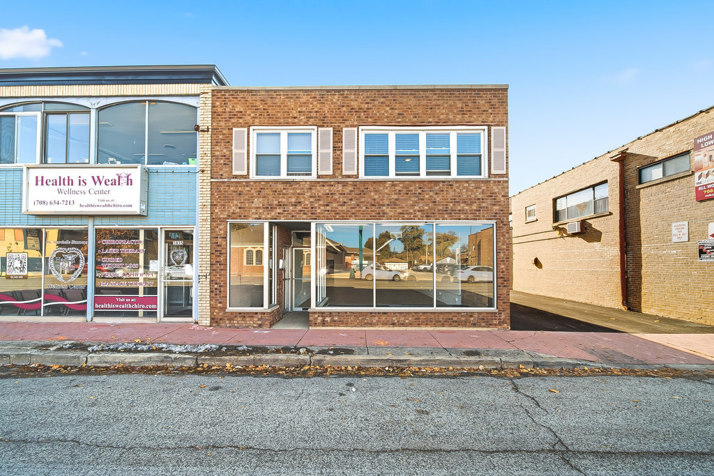 3837 W 95th Street, Evergreen Park, IL 60805