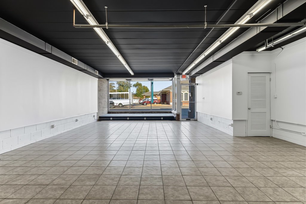 3837 W 95th Street, Evergreen Park, IL 60805