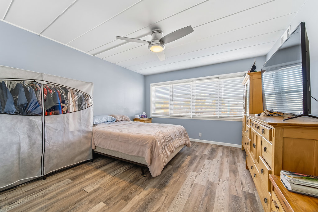 3837 W 95th Street, Evergreen Park, IL 60805