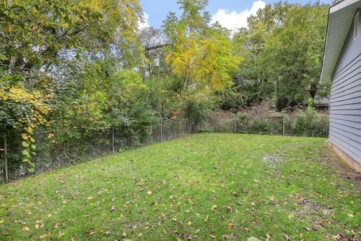 342 Seminole Lane, Carol Stream, IL 60188