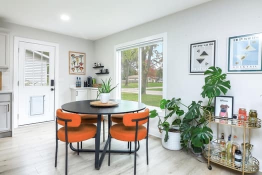 342 Seminole Lane, Carol Stream, IL 60188