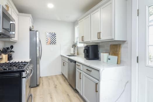 342 Seminole Lane, Carol Stream, IL 60188