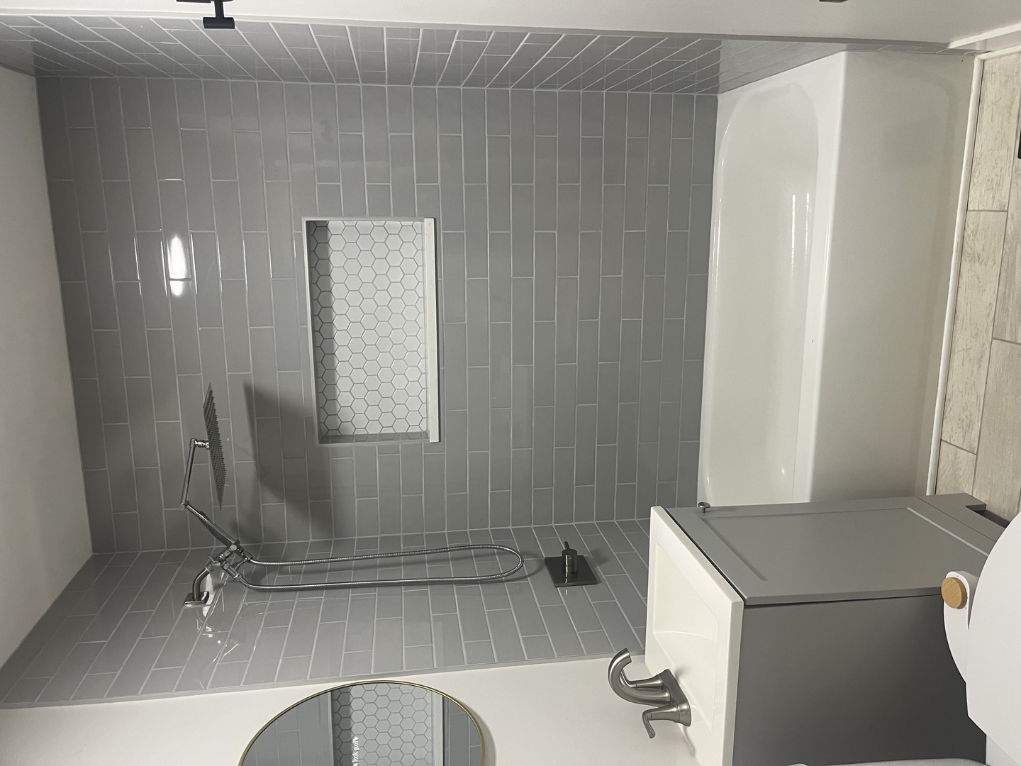 342 Seminole Lane, Carol Stream, IL 60188