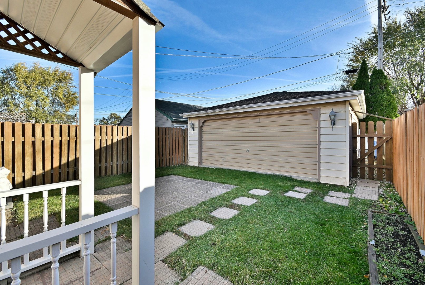 6513 N NEVA Avenue, Chicago, IL 60631