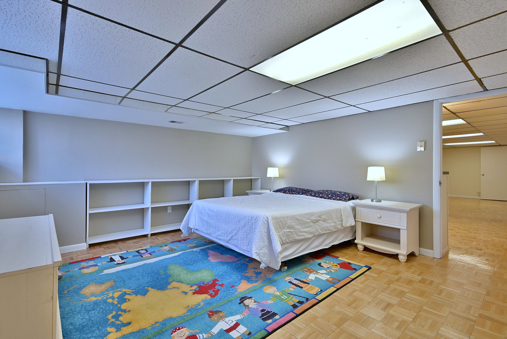 6513 N NEVA Avenue, Chicago, IL 60631