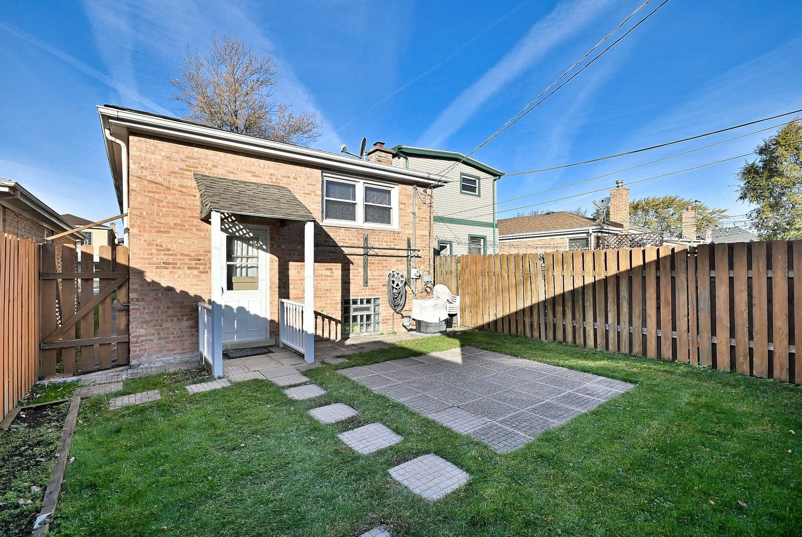 6513 N NEVA Avenue, Chicago, IL 60631