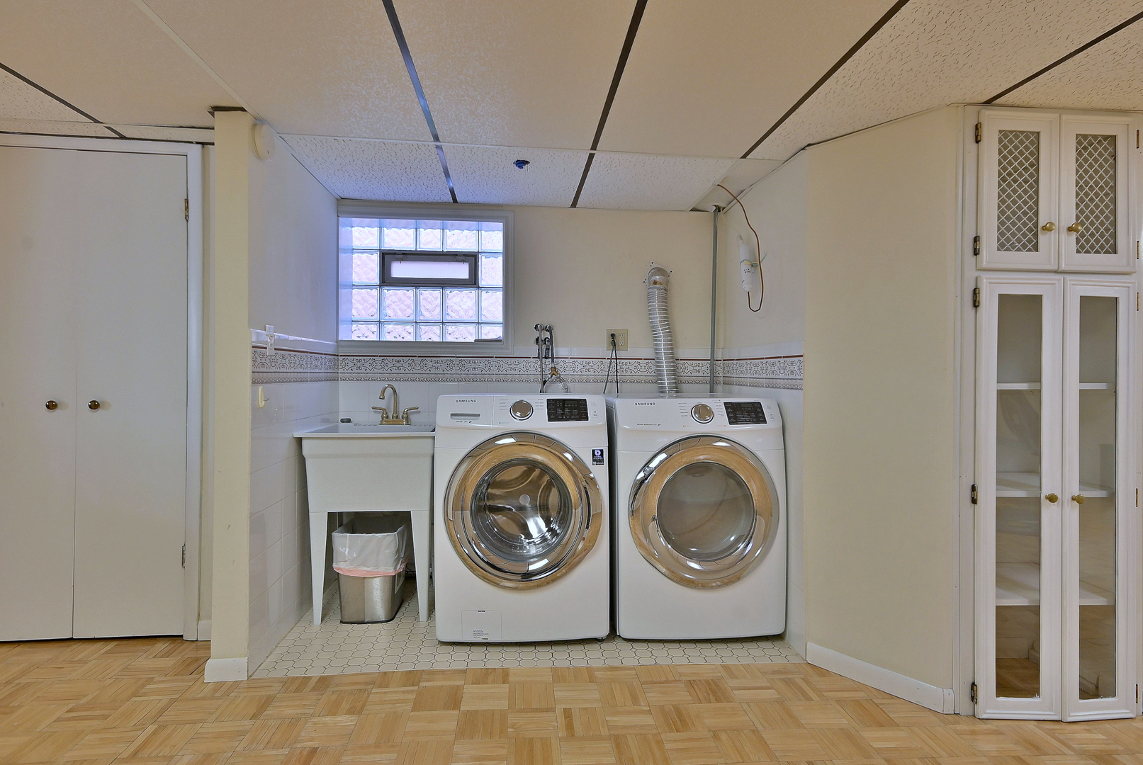 6513 N NEVA Avenue, Chicago, IL 60631