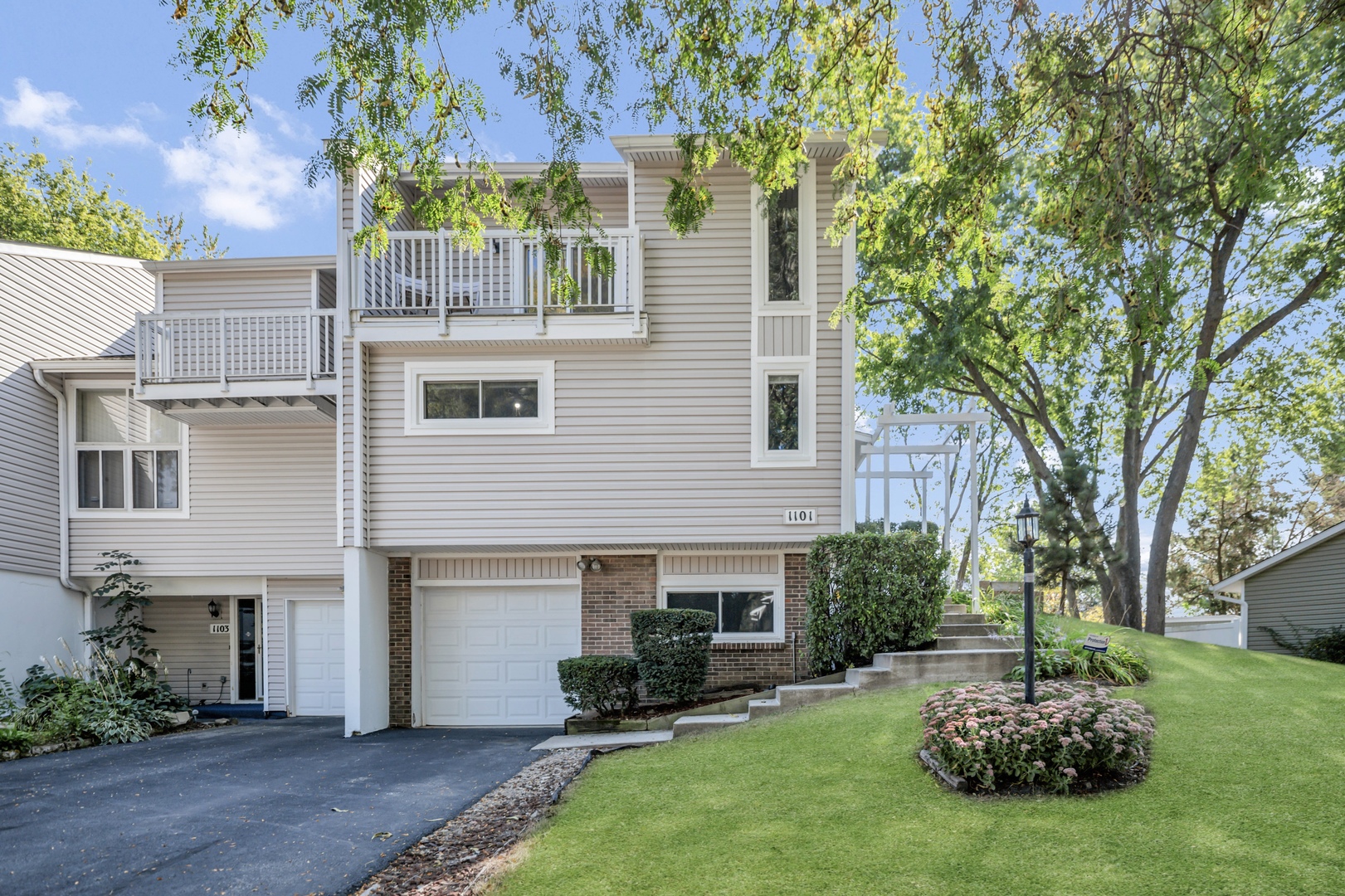 1101 Sausalito Court #1101, Bartlett, IL 60103