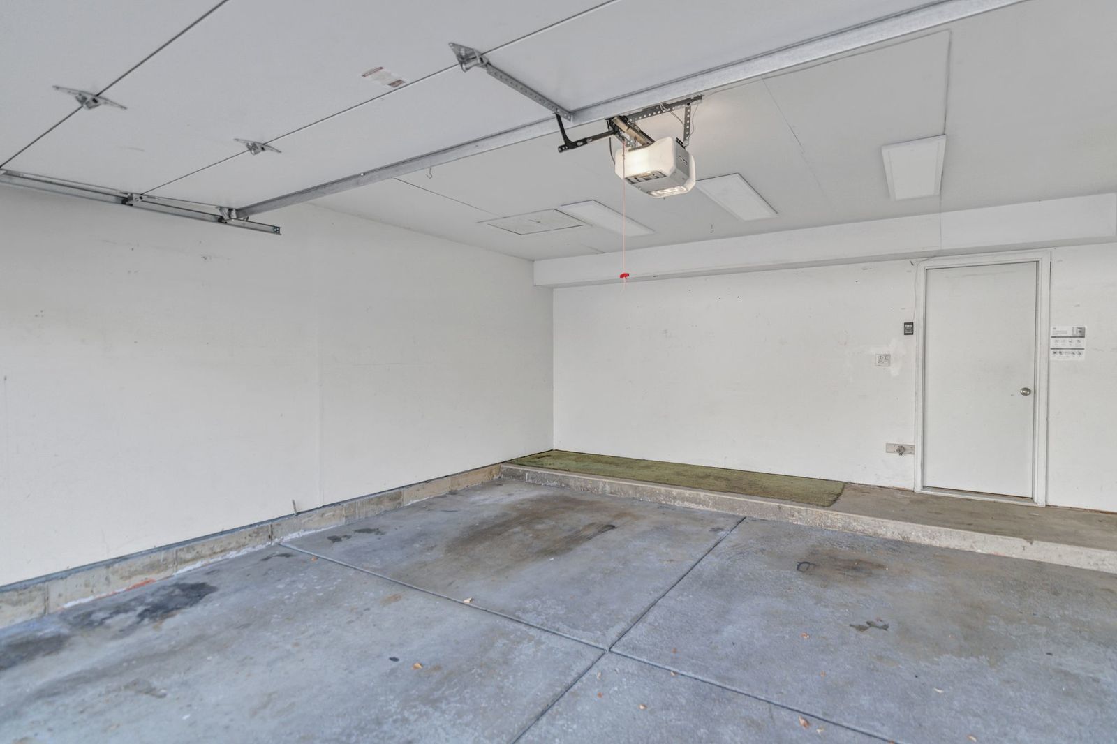 2116 Glasgow Court #2116, Hanover Park, IL 60133