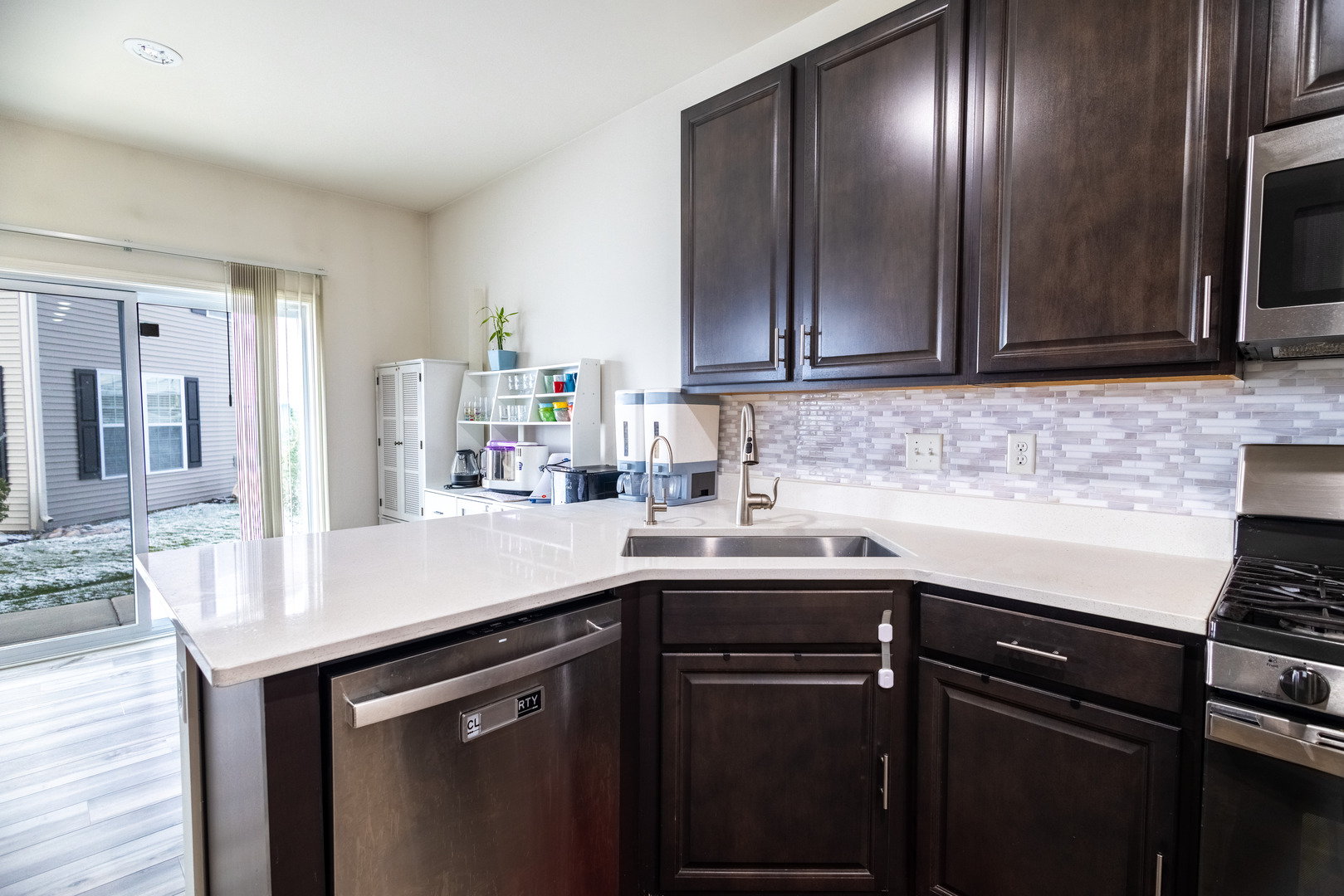 8512 Stillwater Road, Wonder Lake, IL 60097