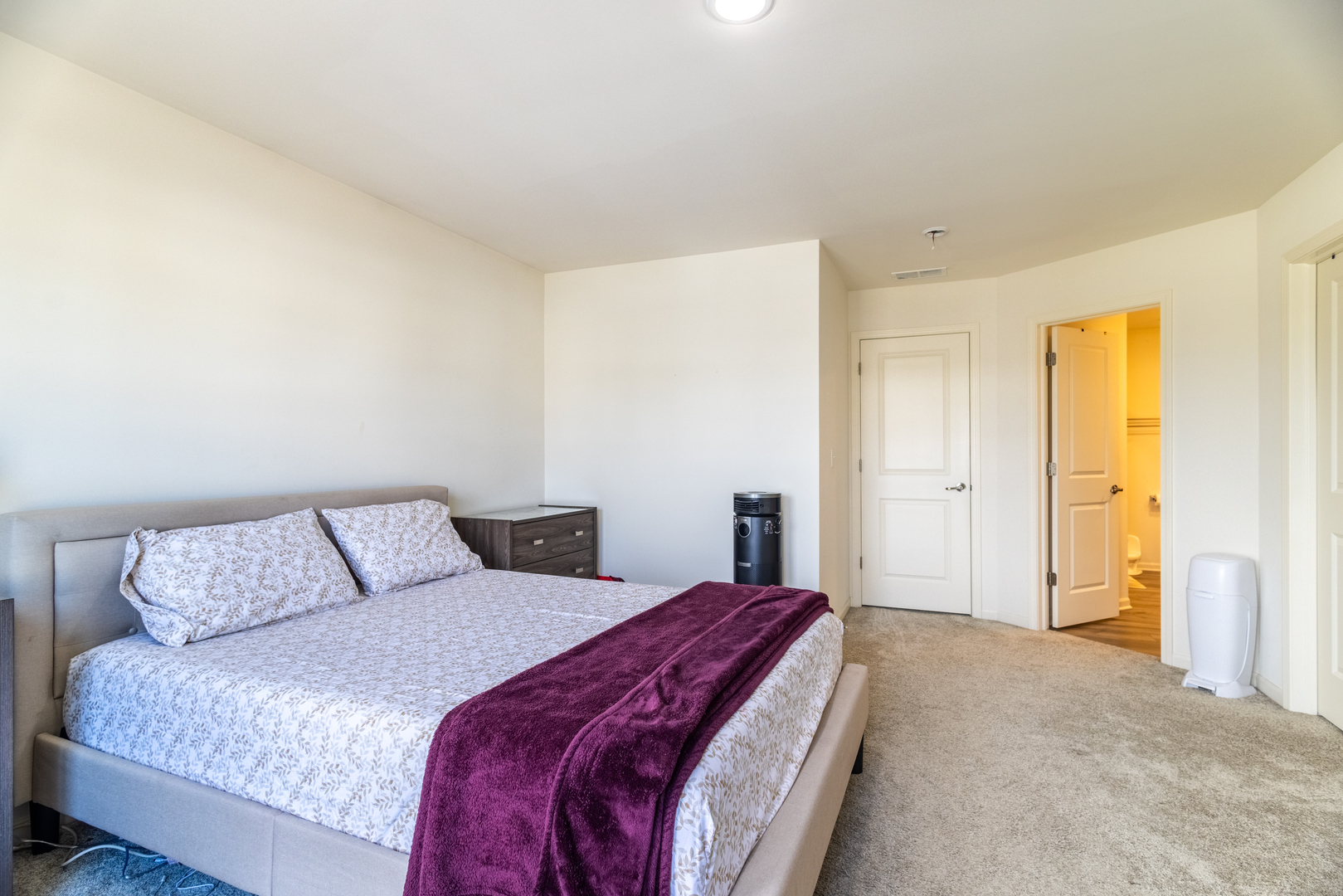 8512 Stillwater Road, Wonder Lake, IL 60097