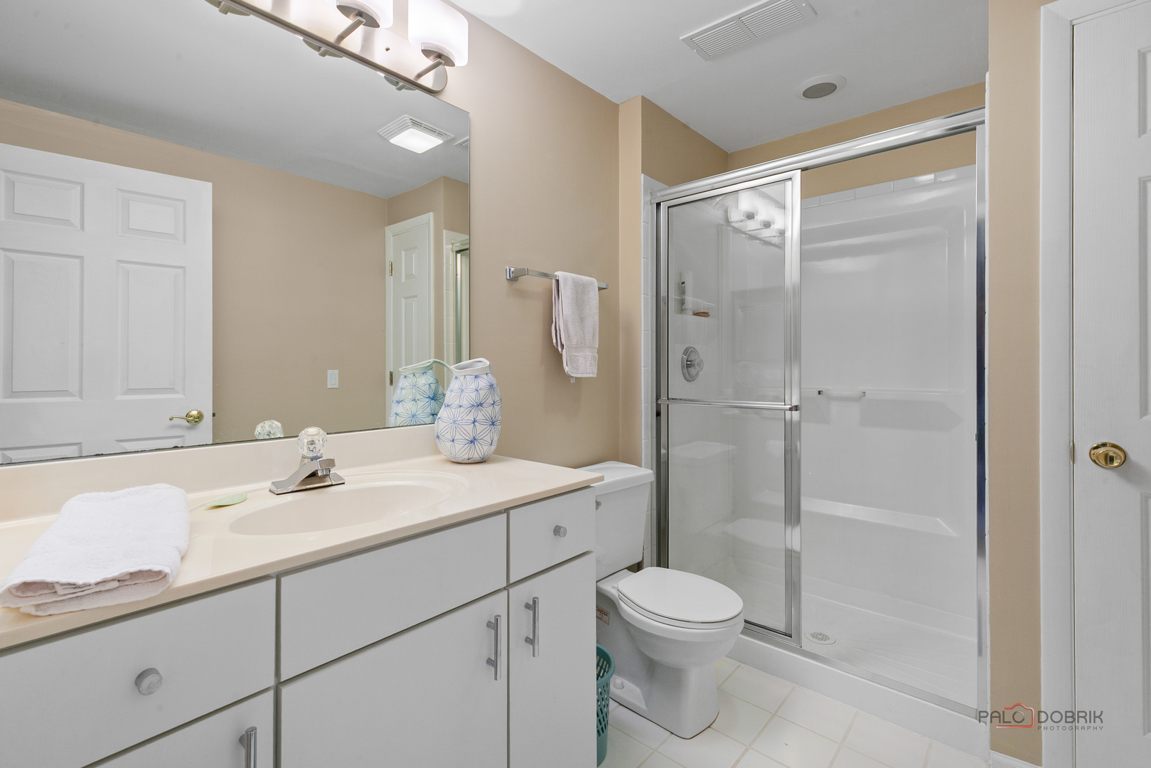 1316 Christine Court, Vernon Hills, IL 60061