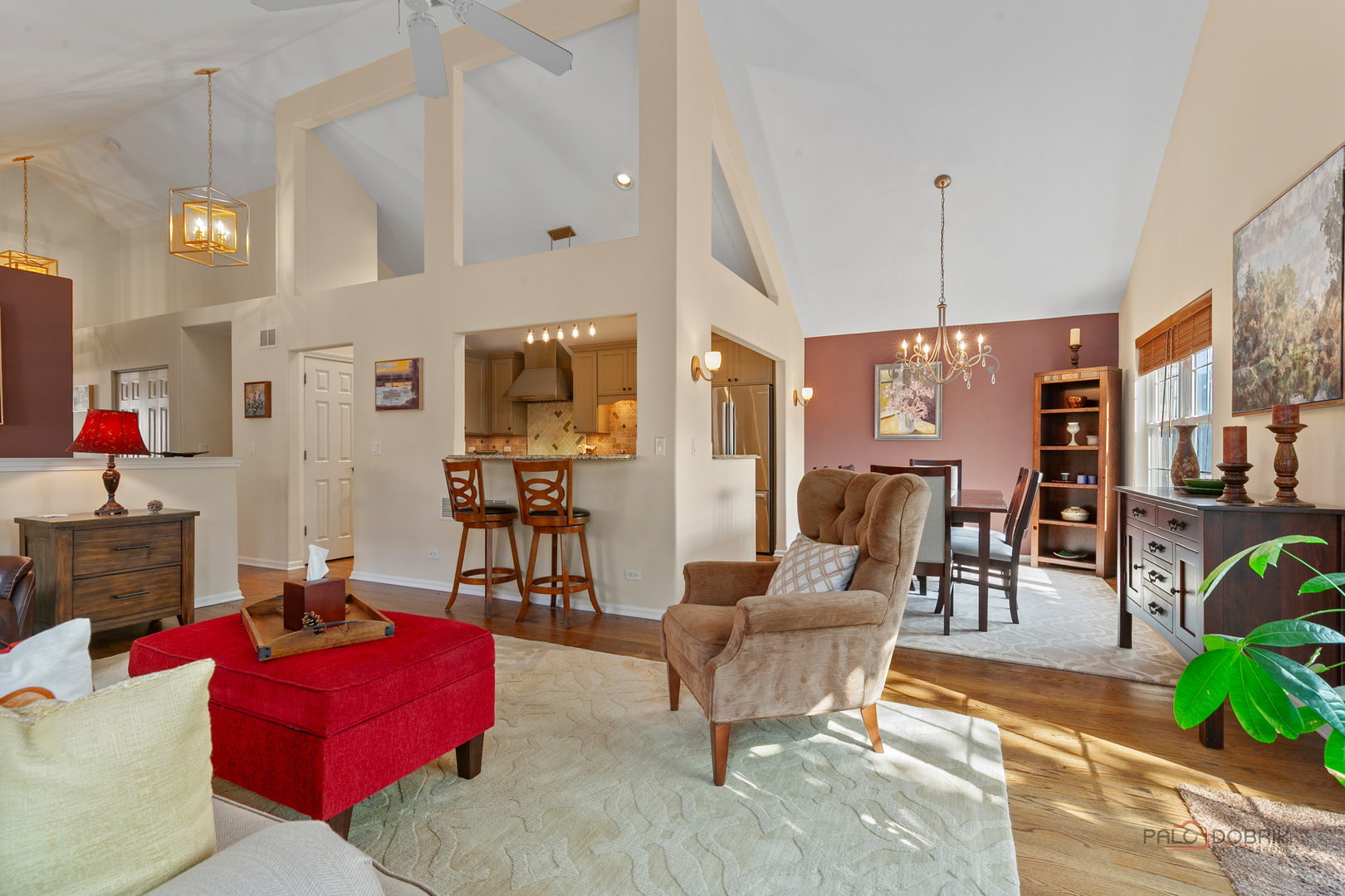 1316 Christine Court, Vernon Hills, IL 60061