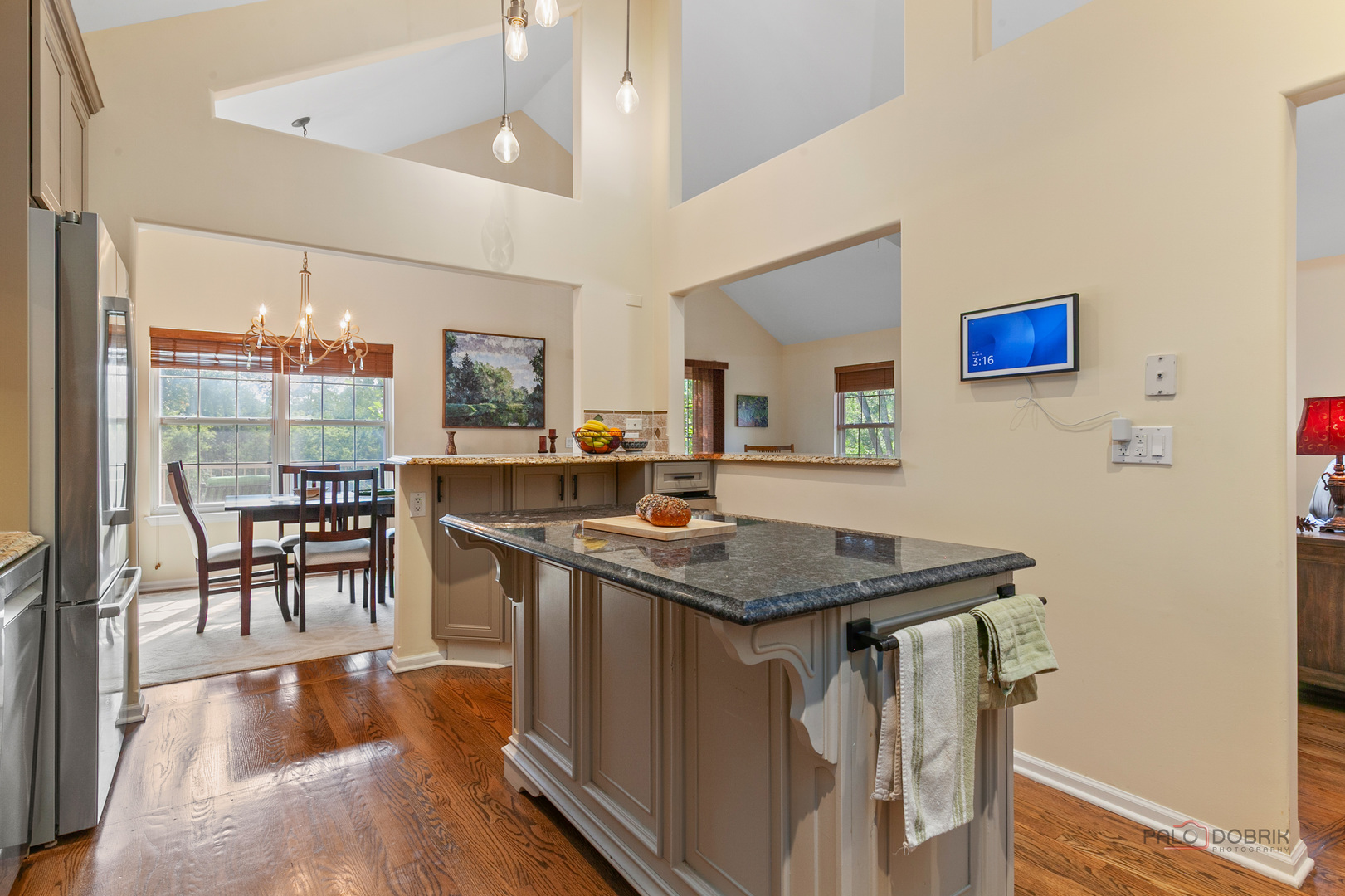 1316 Christine Court, Vernon Hills, IL 60061