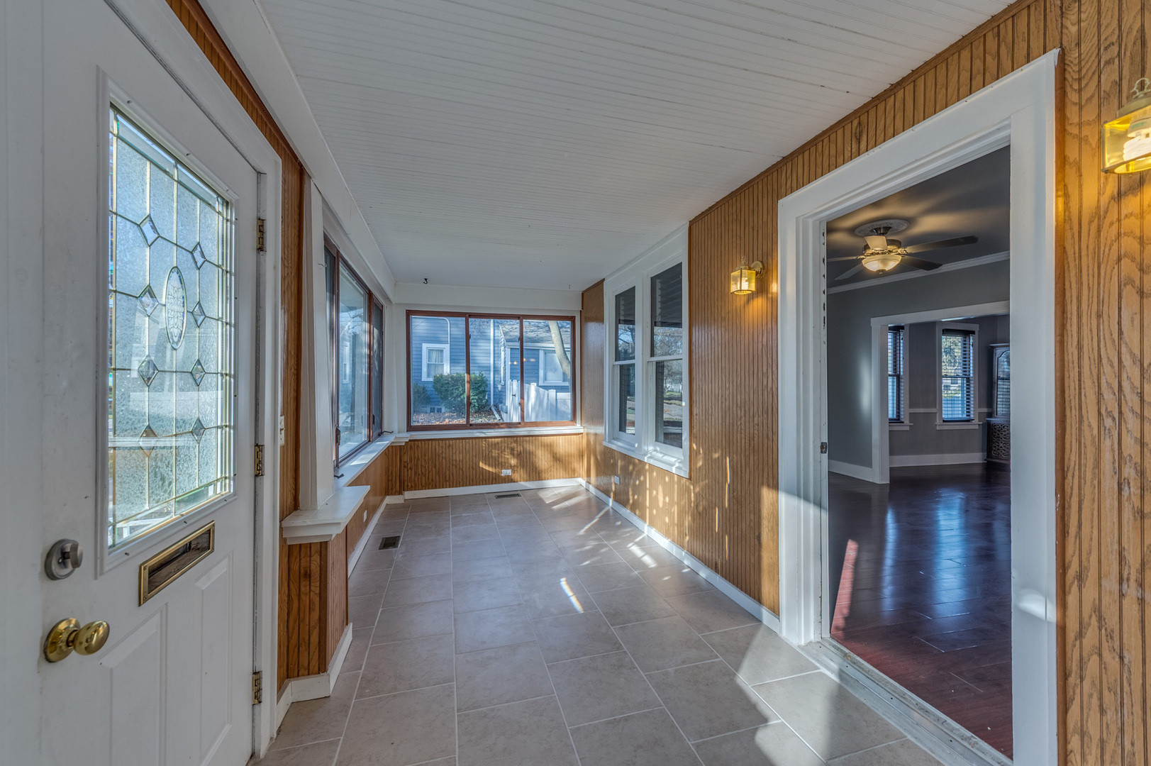 826 Kate Street, Elgin, IL 60123