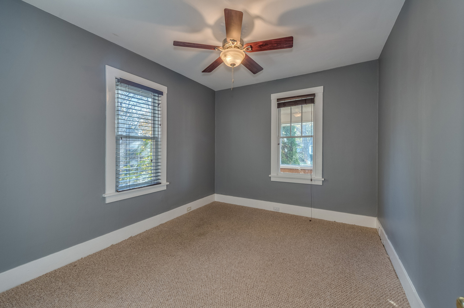 826 Kate Street, Elgin, IL 60123