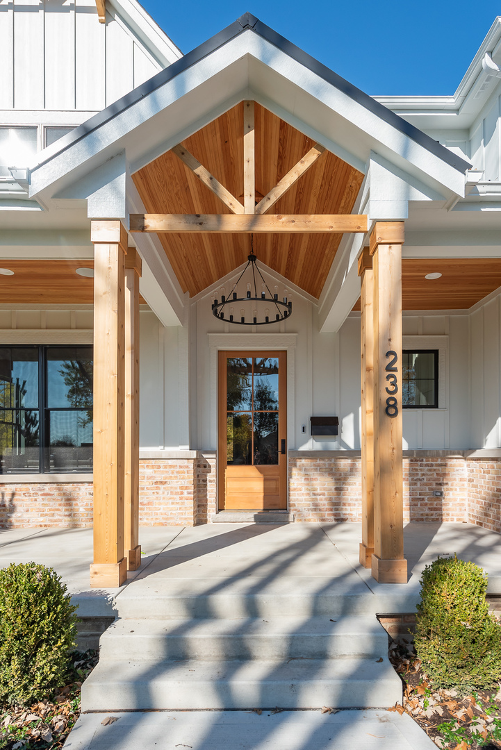 1713 S School Street, Lombard, IL 60148