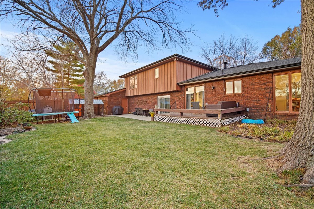 2603 Wellington Way, Bloomington, IL 61704