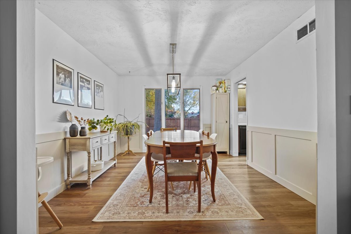 2603 Wellington Way, Bloomington, IL 61704