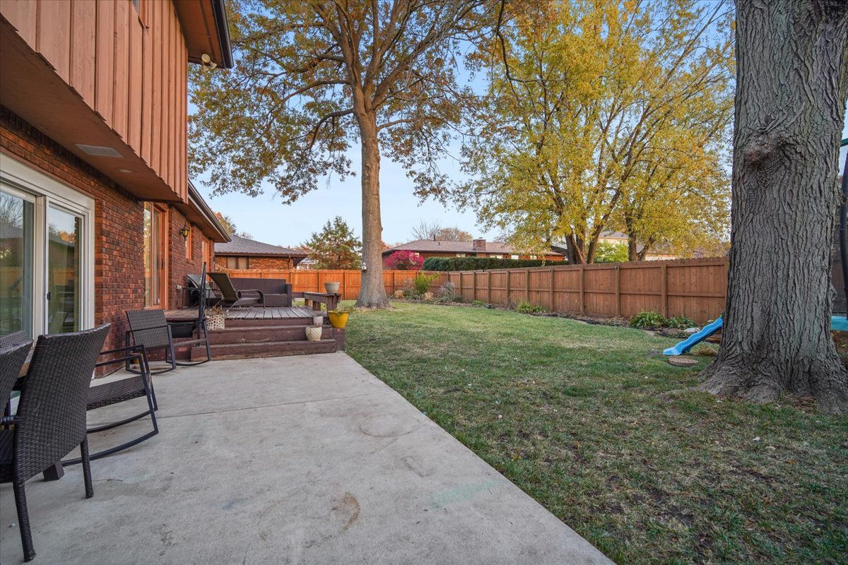 2603 Wellington Way, Bloomington, IL 61704