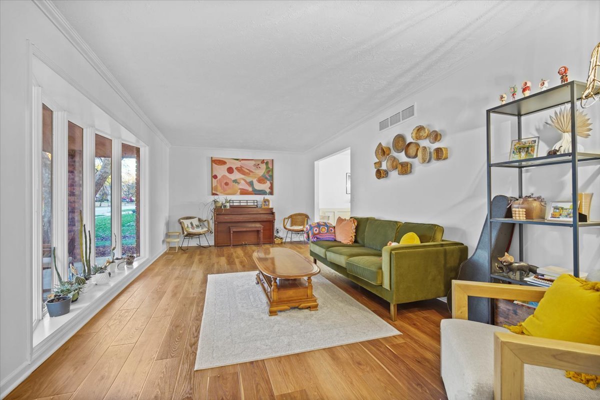 2603 Wellington Way, Bloomington, IL 61704