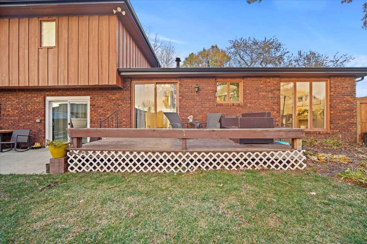 2603 Wellington Way, Bloomington, IL 61704