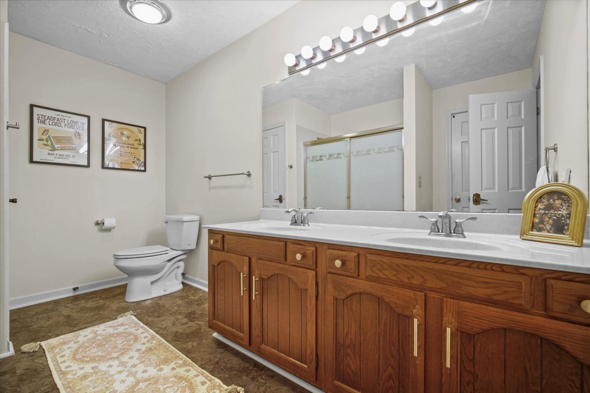 2603 Wellington Way, Bloomington, IL 61704