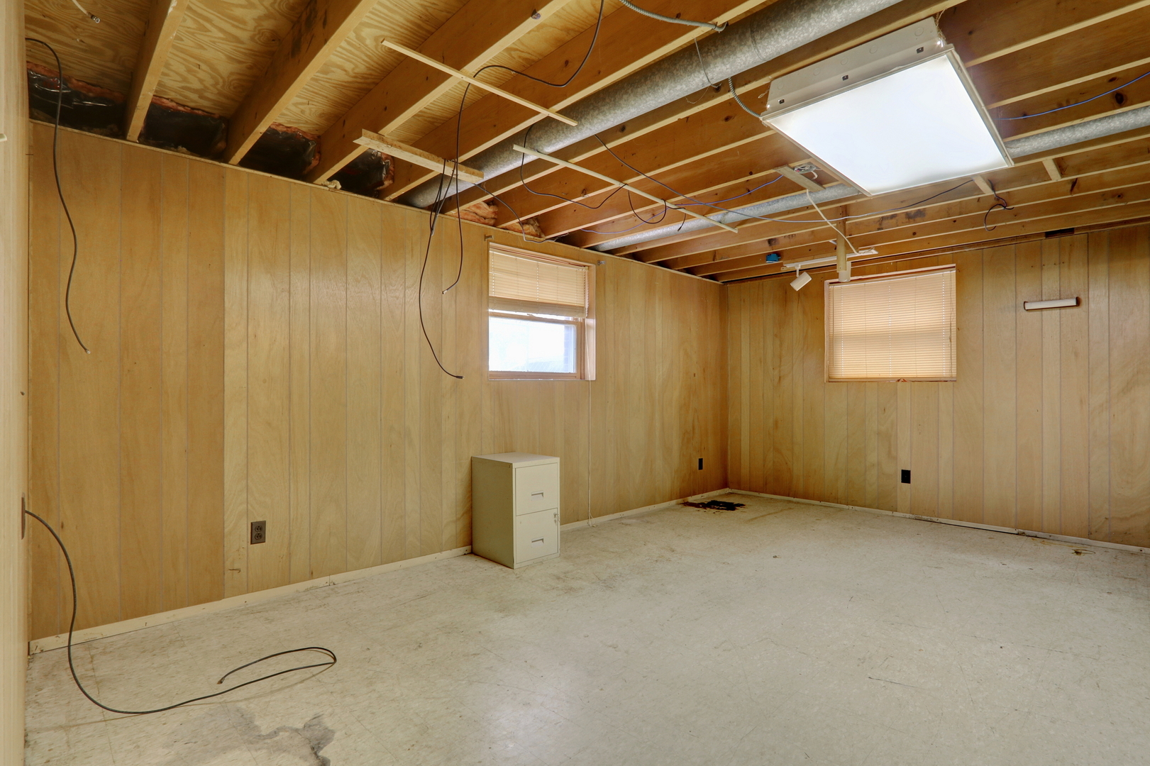 918 Ronald Terrace, Round Lake Beach, IL 60073