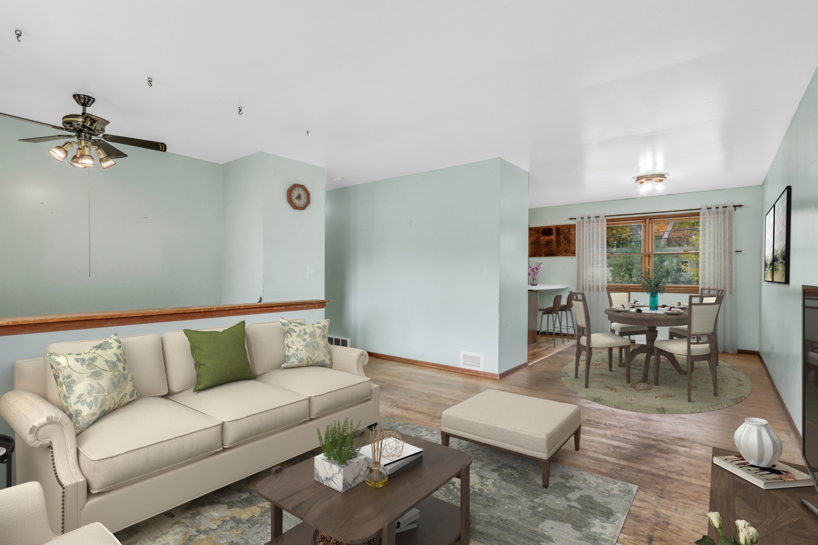 918 Ronald Terrace, Round Lake Beach, IL 60073