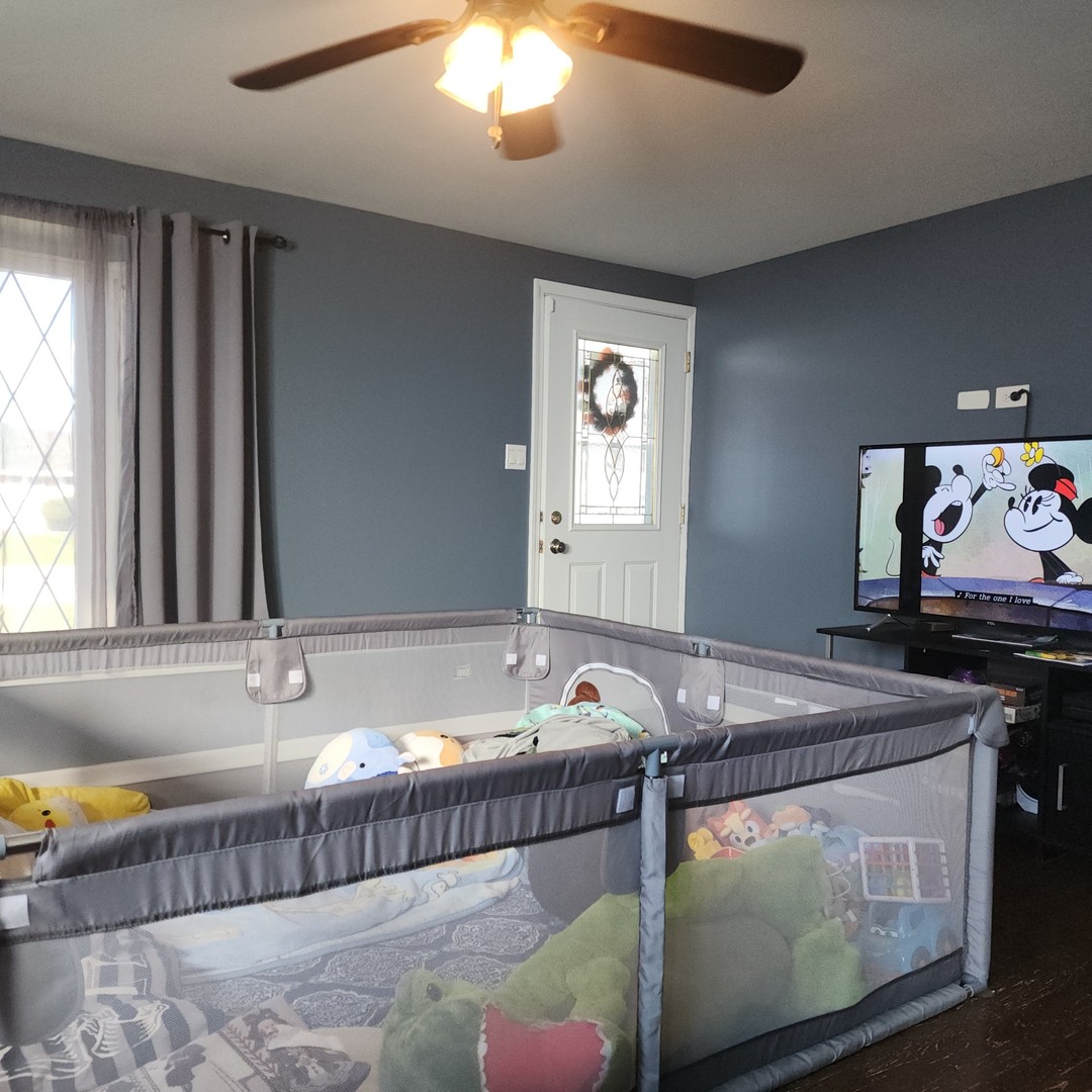 4129 W 90th Street, Hometown, IL 60456