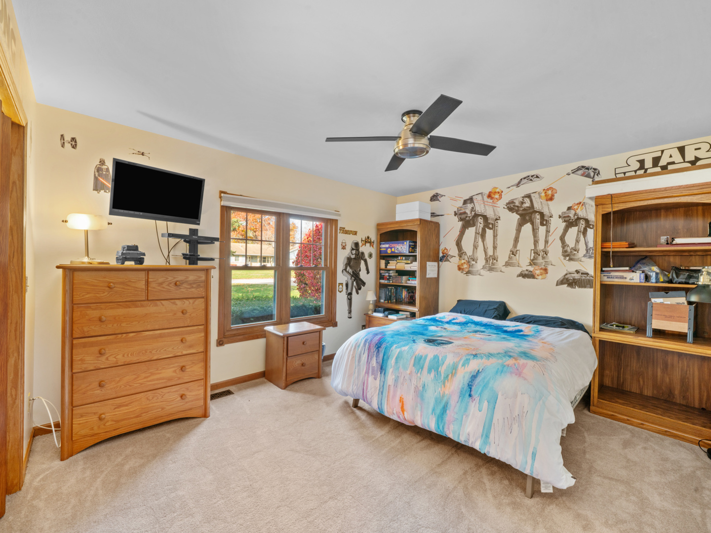 304 Sanders Court, Yorkville, IL 60560