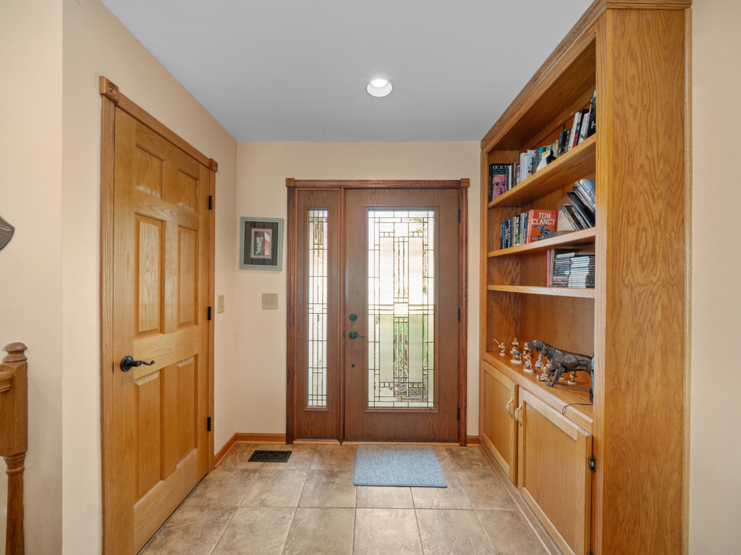 304 Sanders Court, Yorkville, IL 60560