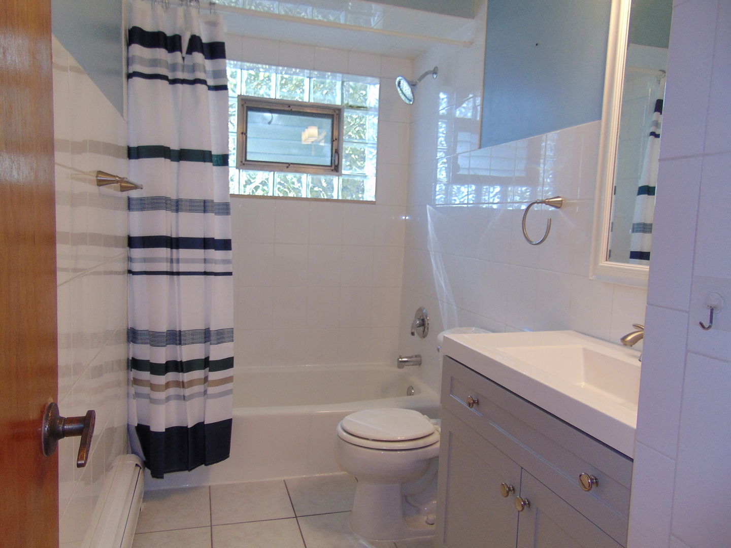 3804 N Harlem Avenue #4, Chicago, IL 60634