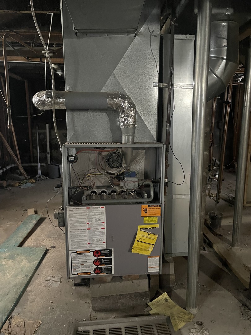 10730 S Lafayette Avenue, Chicago, IL 60628