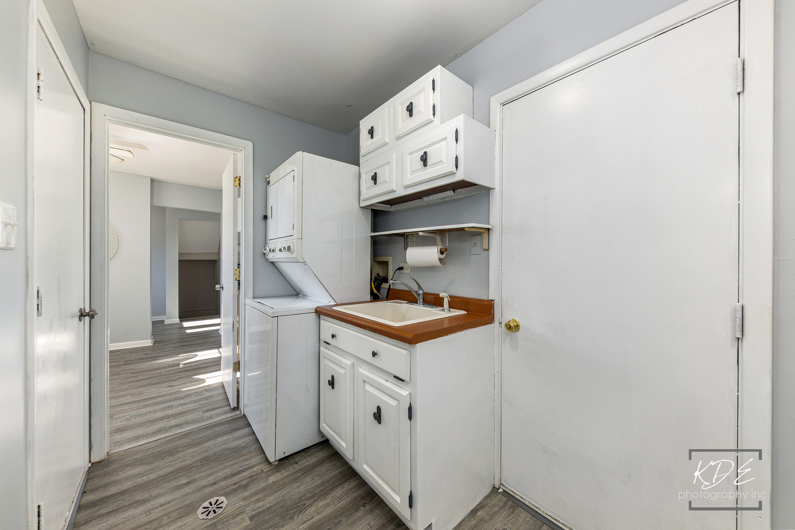 1748 Prentiss Drive, Downers Grove, IL 60516