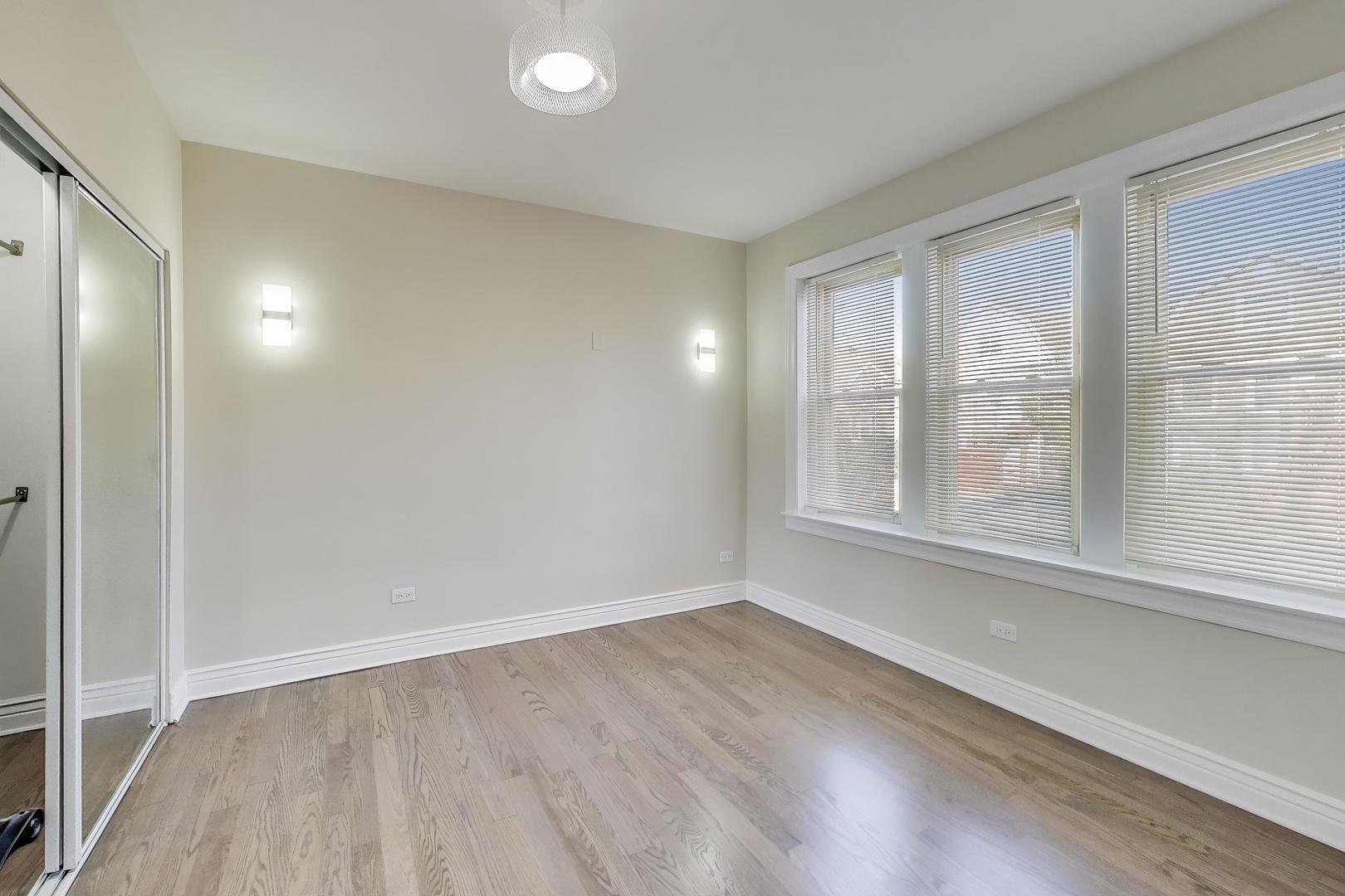 4411 W Wilson Avenue #1, Chicago, IL 60630