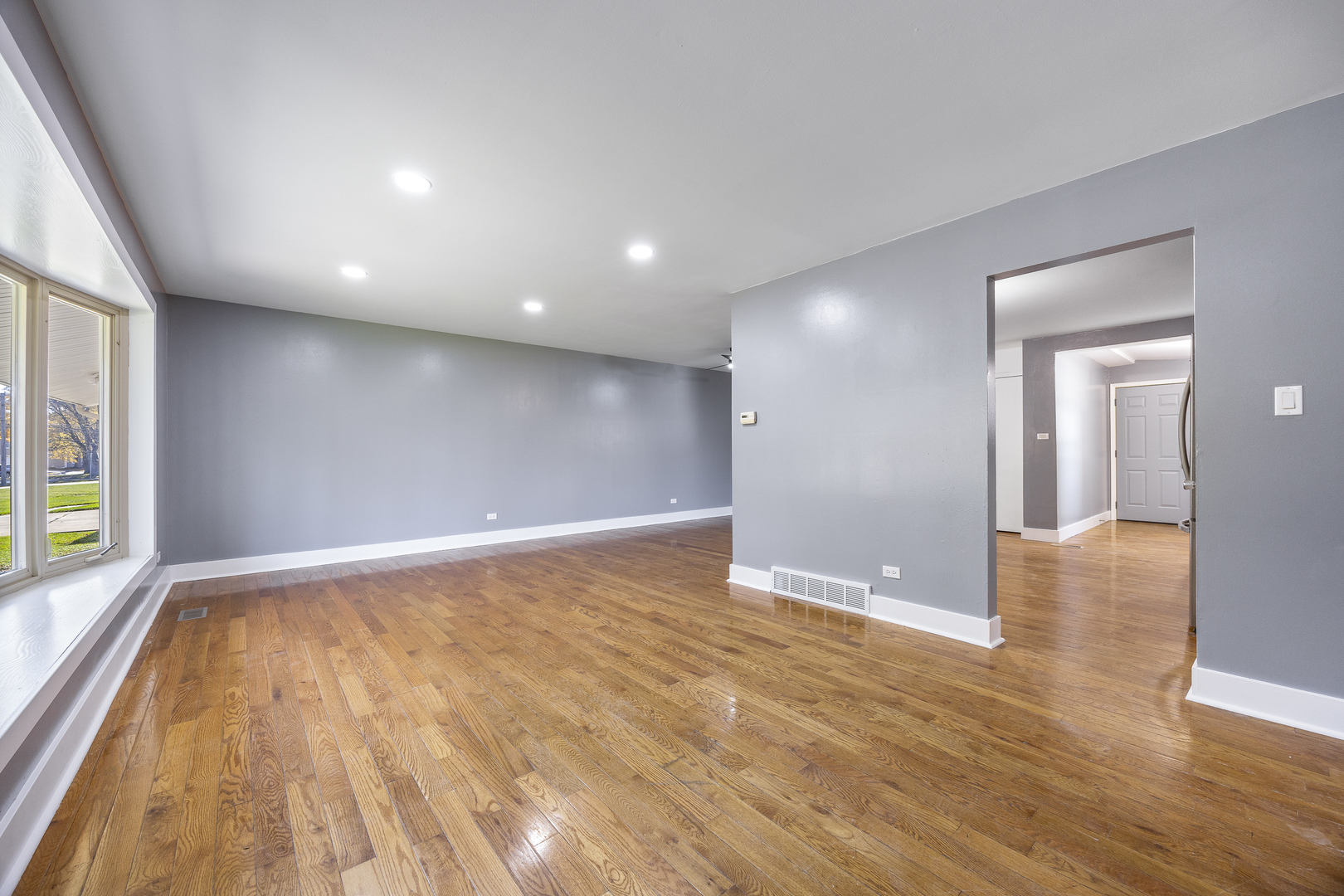 2N238 Highland Avenue, Glen Ellyn, IL 60137