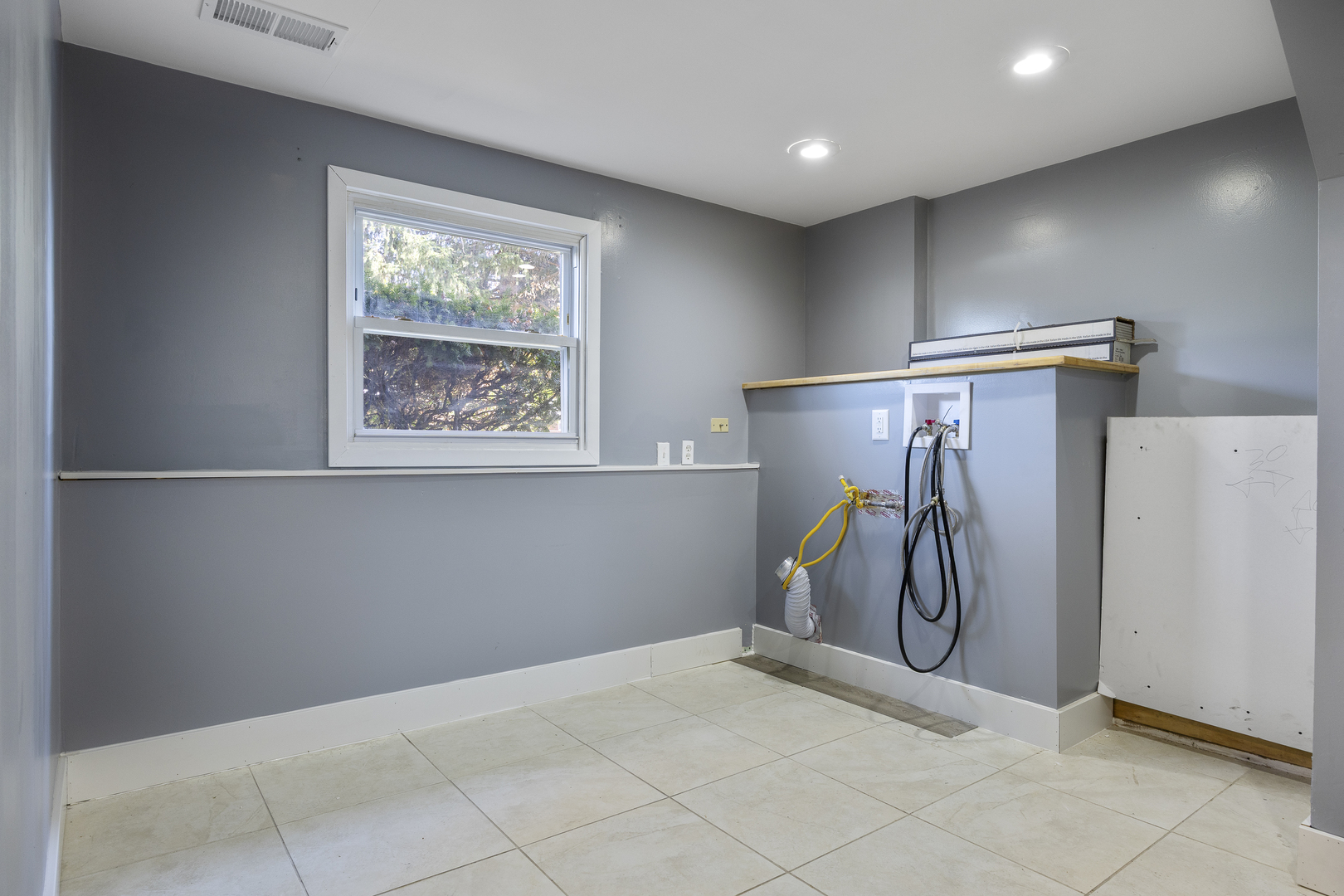 2N238 Highland Avenue, Glen Ellyn, IL 60137