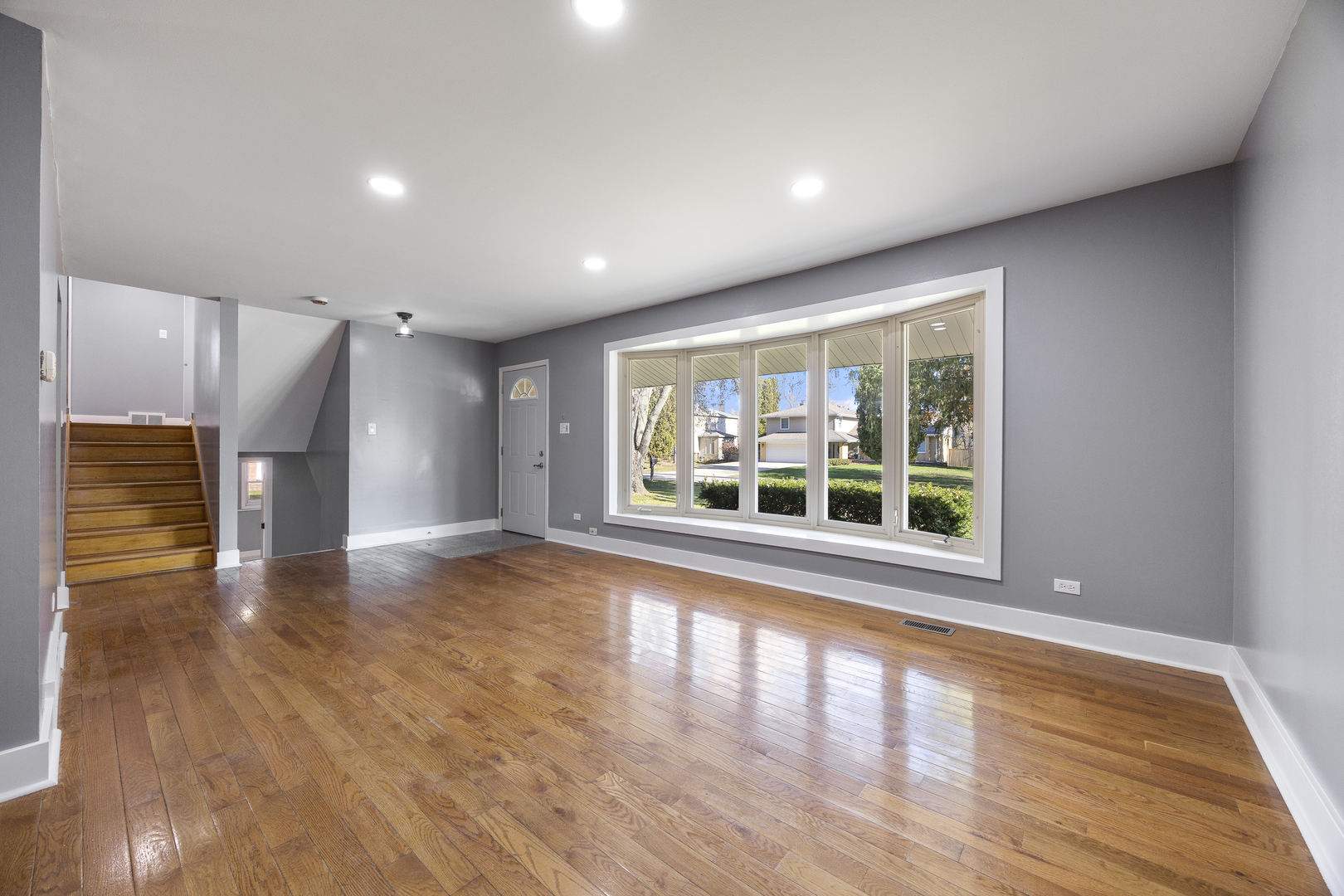 2N238 Highland Avenue, Glen Ellyn, IL 60137