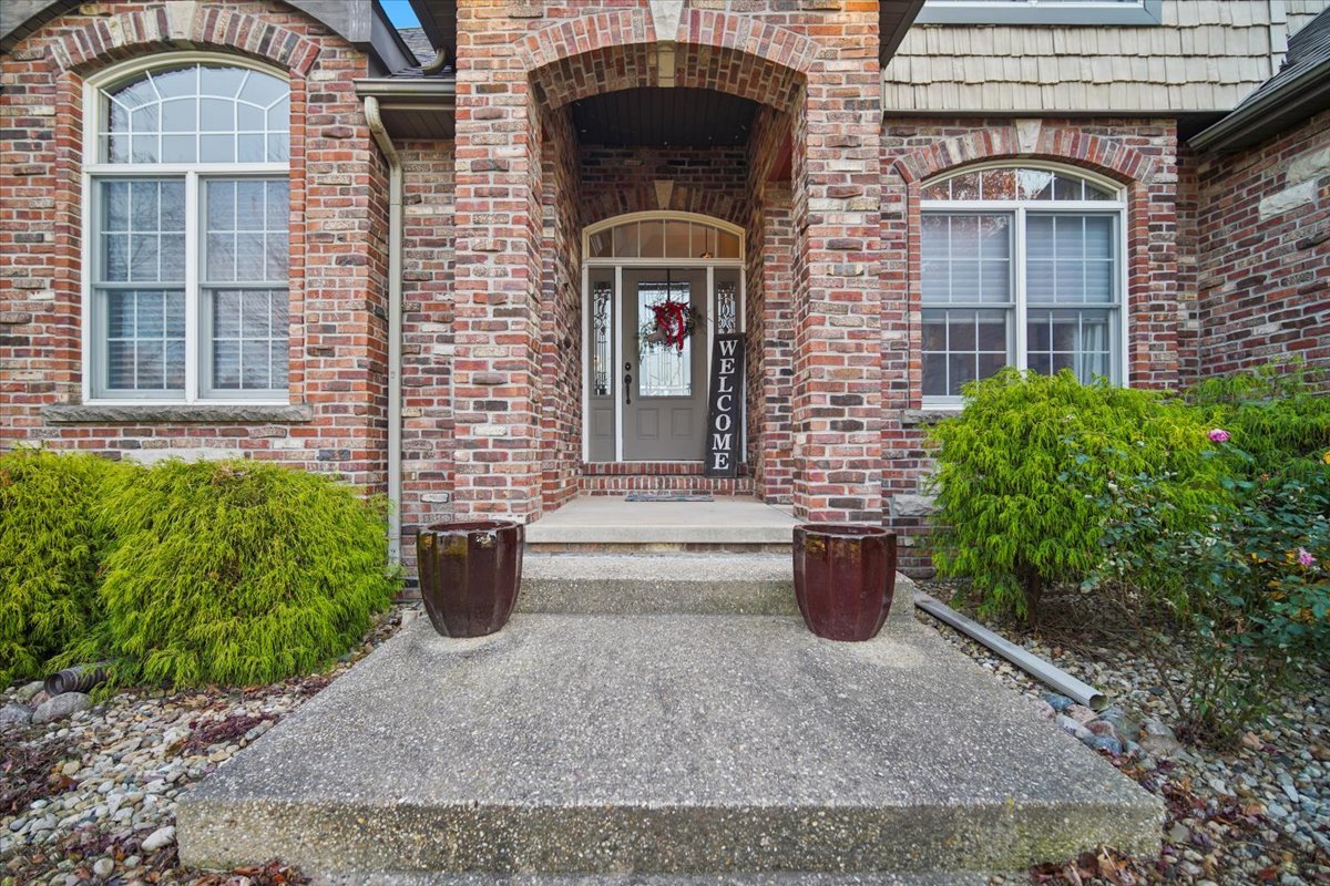 3308 Carrington Lane, Bloomington, IL 61705