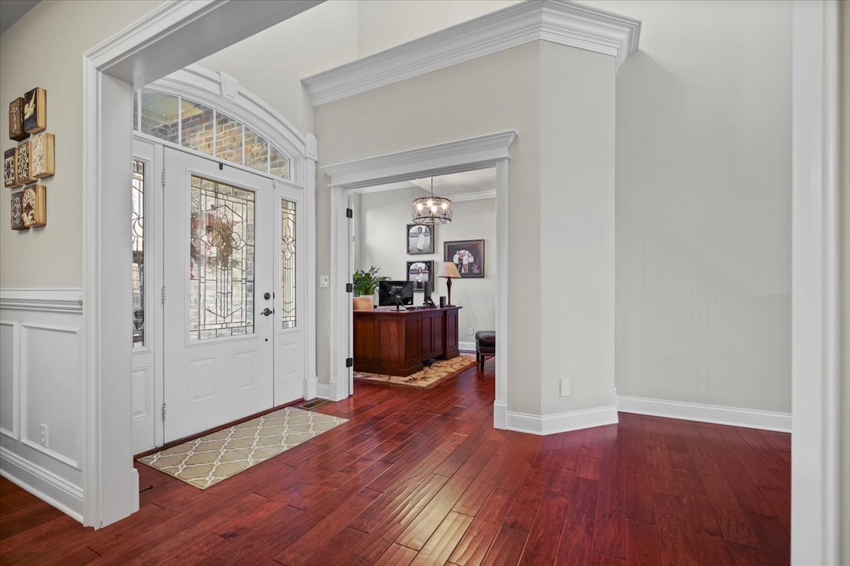 3308 Carrington Lane, Bloomington, IL 61705