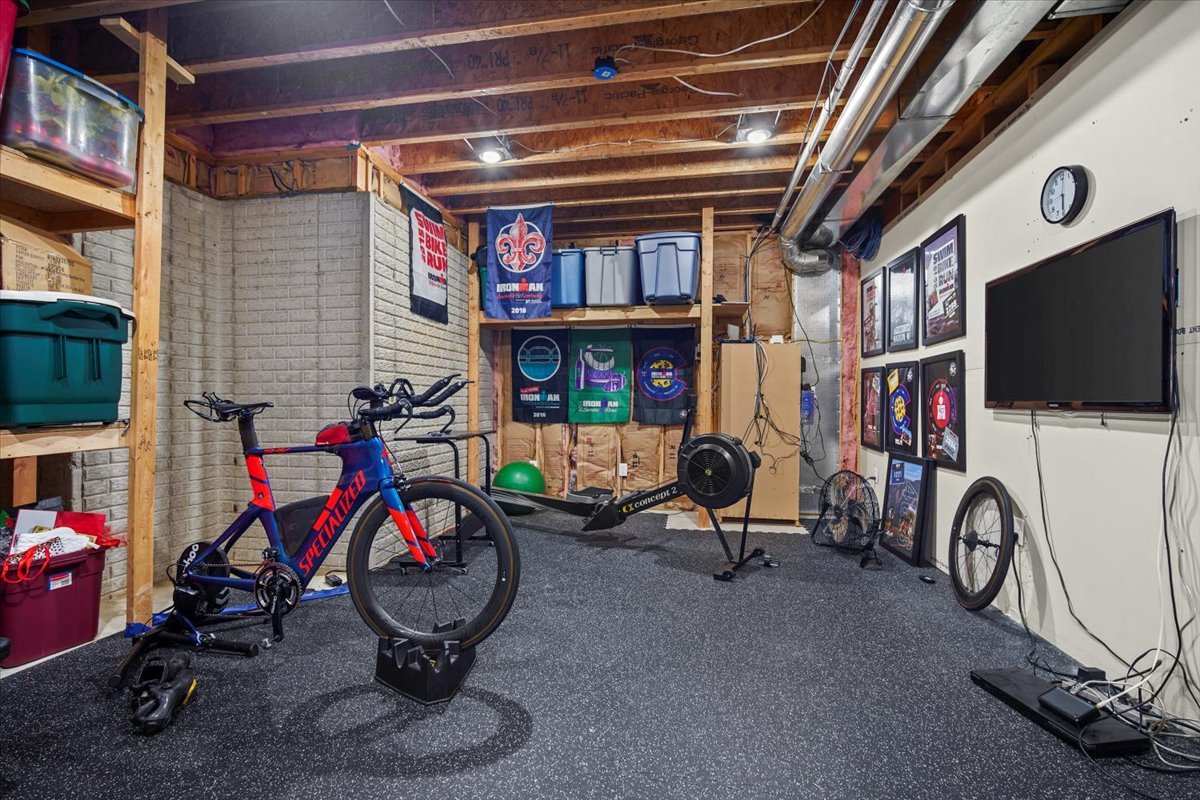 3308 Carrington Lane, Bloomington, IL 61705